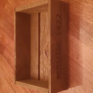 Rustic Decorative Wooden Slat Box 9in x 6in NWT